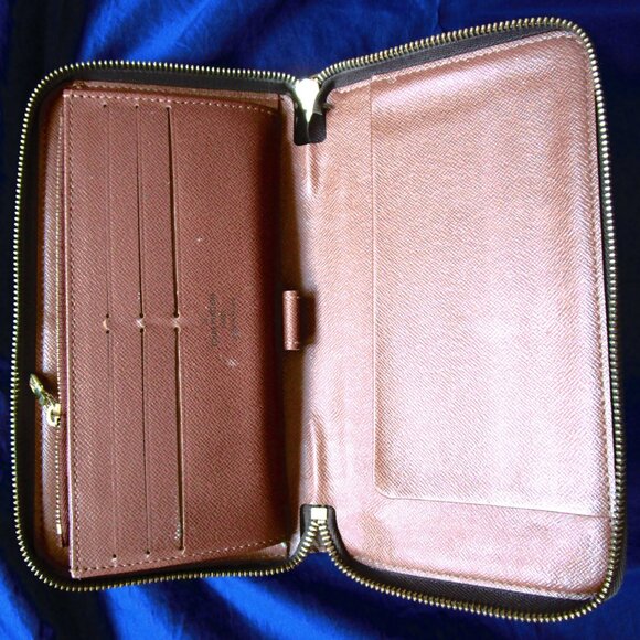 LOUIS VUITTON M42616 Monogram Canvas Zippy Wallet - Brown--GOOD CONDITION - Picture 6 of 10